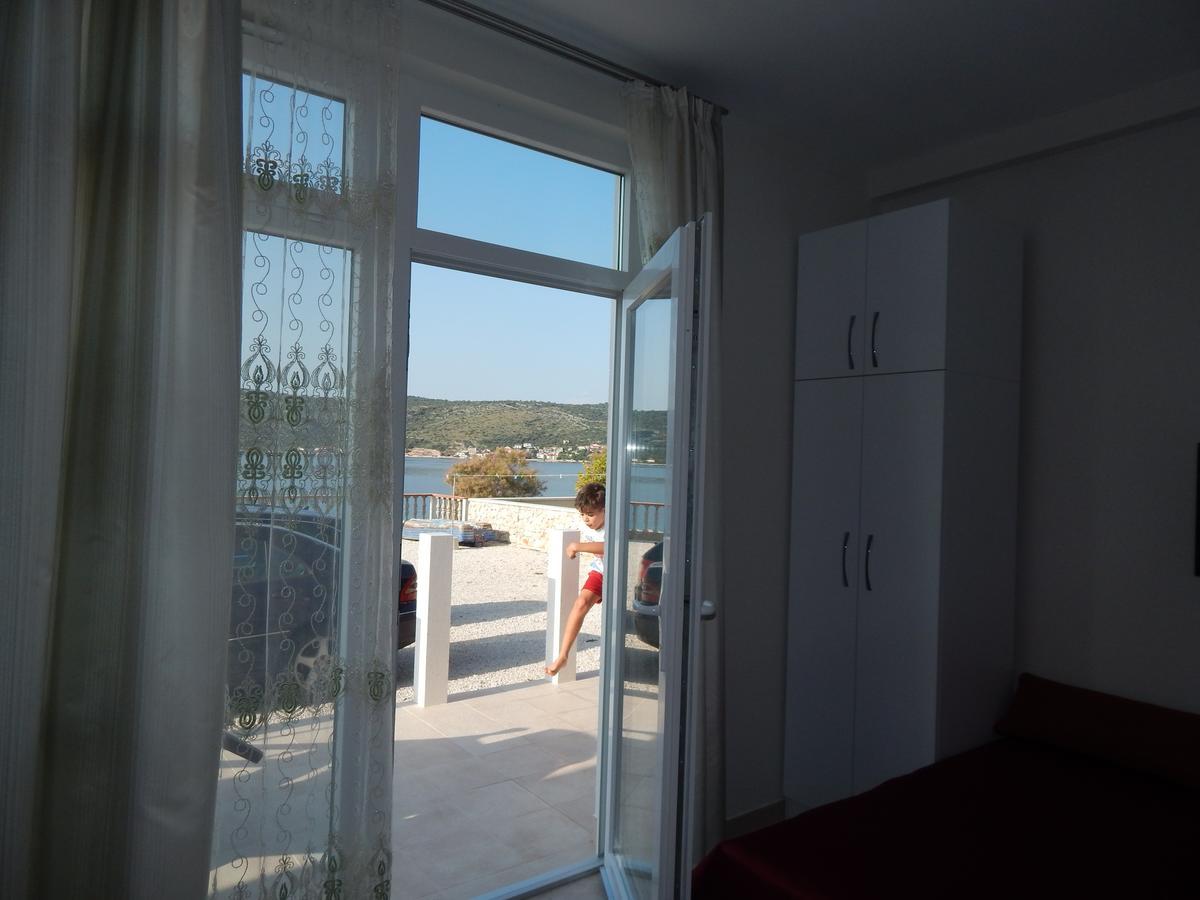 Vila Matej Razanj Exterior photo